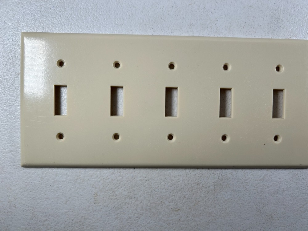 Vintage Ivory Plastic Smooth 5 Gang Switchplate Light Switch Cover