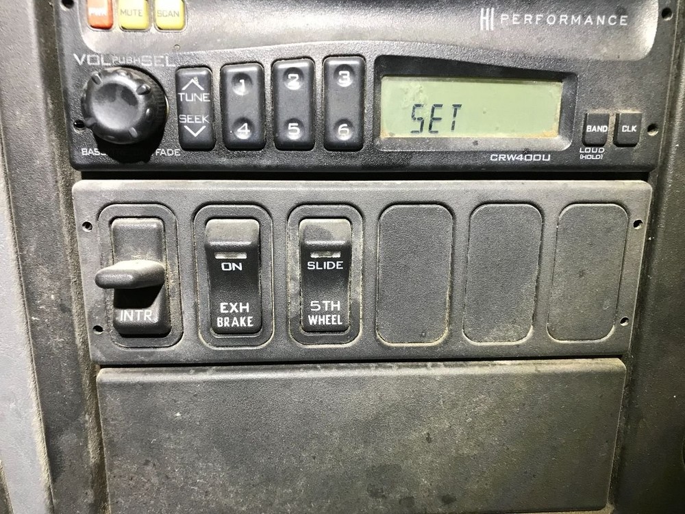 International 8500 SWITCH Dash Panel - Used