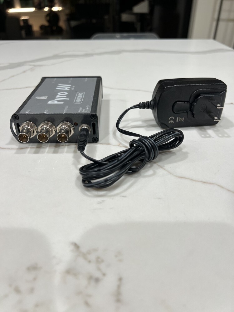 PYRO AV HD10DAC Multi-Rate 10-Bit HD/SD-SDI to Analog Video Encoder