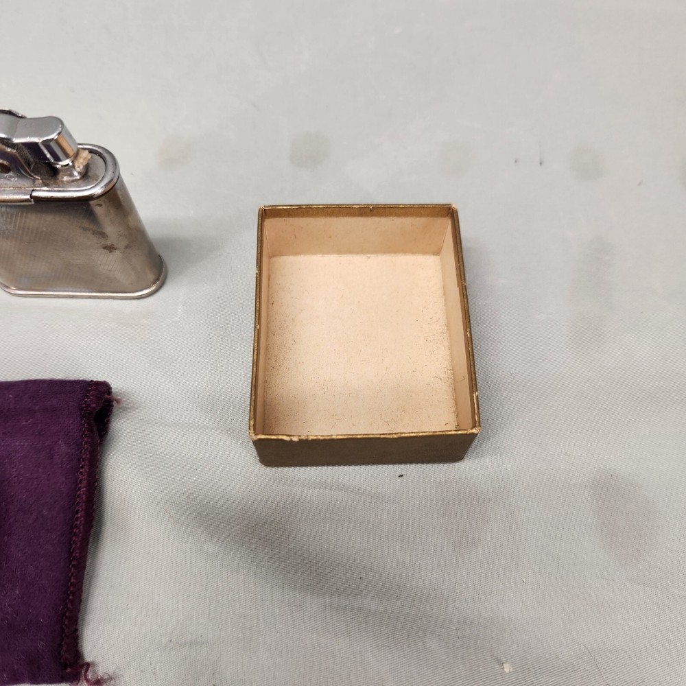 Vintage Ronson Whirlwind Lighter Silver Tone With Box