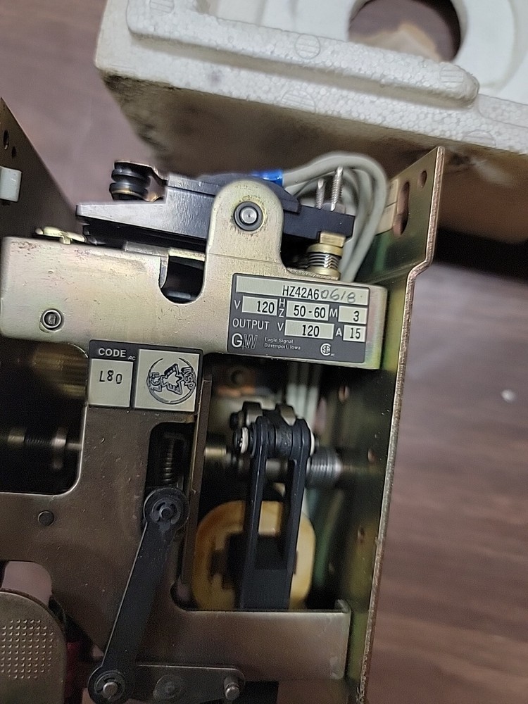 EAGLE SIGNAL HZ42A606 MICROFLEX COUNTER NEW