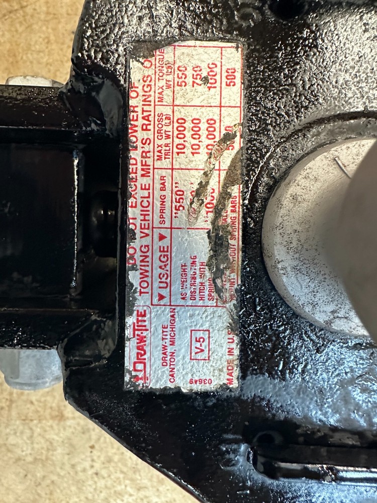 Trailer Hitch Towing Leveling System