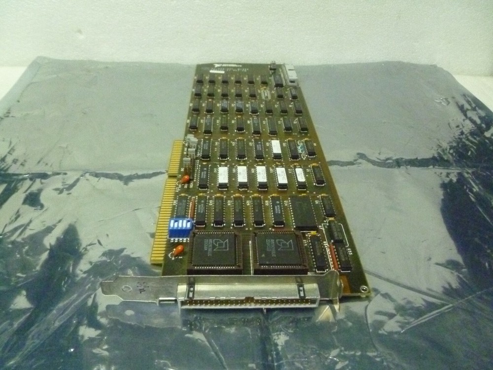 National Instruments AT-DIO-32F High Speed 32-Bit Parallel Digital I/O Interface