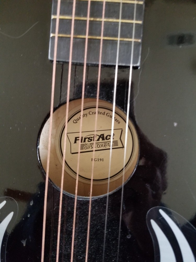 First Act Discovery FG 191 Black Student Acoustic Guitar