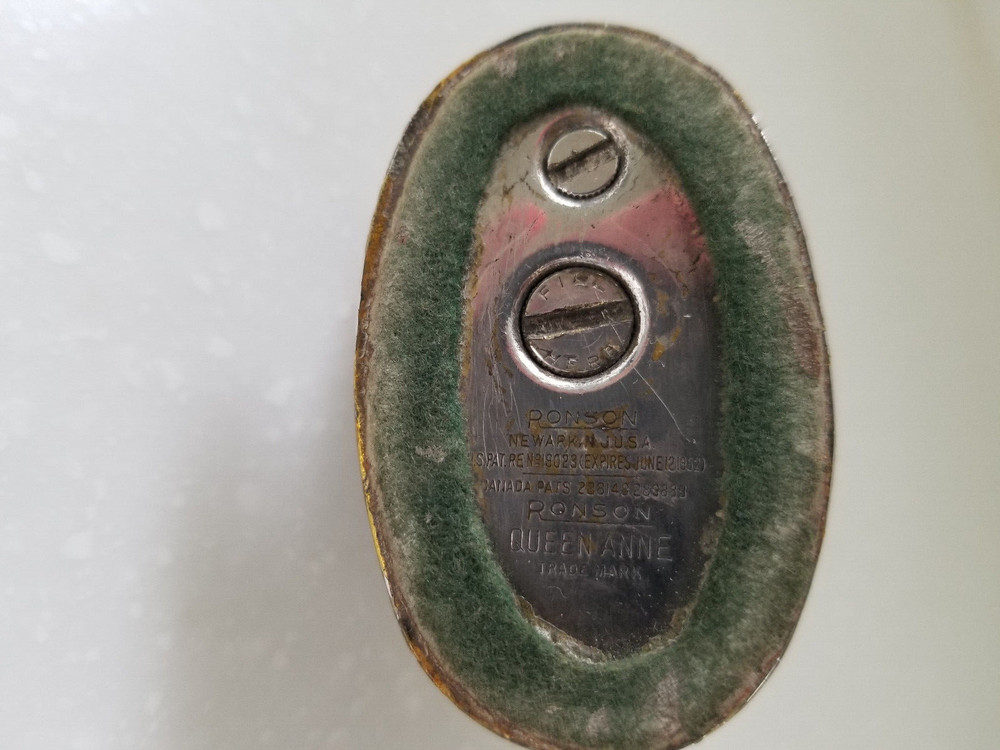 Vintage Queen Anne Silver Plated Table Lighter