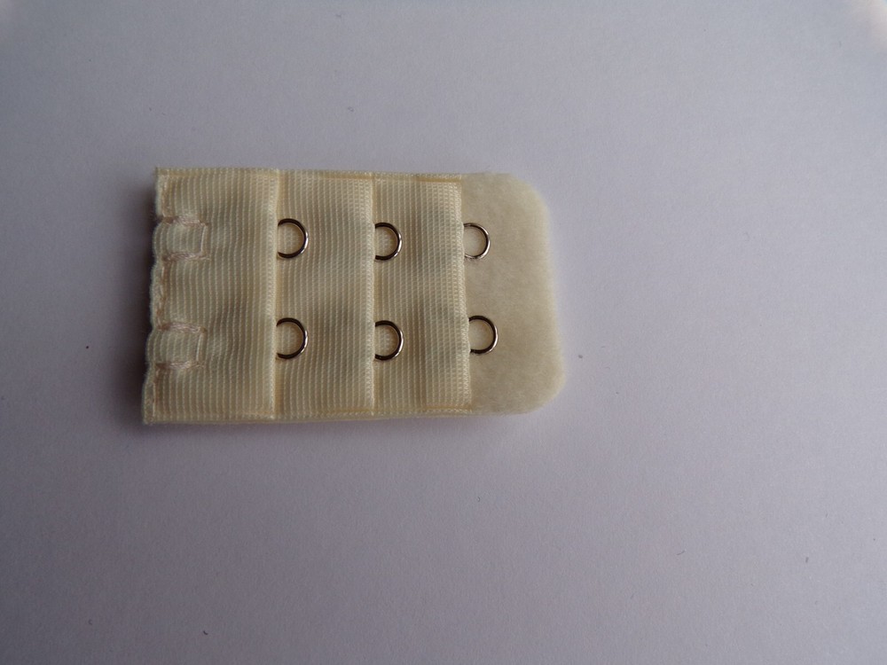 BRA EXTENDER Sally’s ® - 2 HOOKS 3 POSITIONS - 2 PIECE PACK