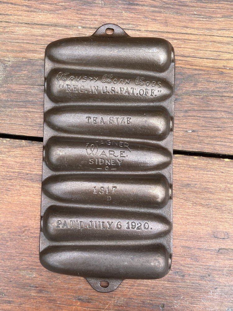 Wagner Ware Cast Iron Tea Sized Krispy Korn Pan
