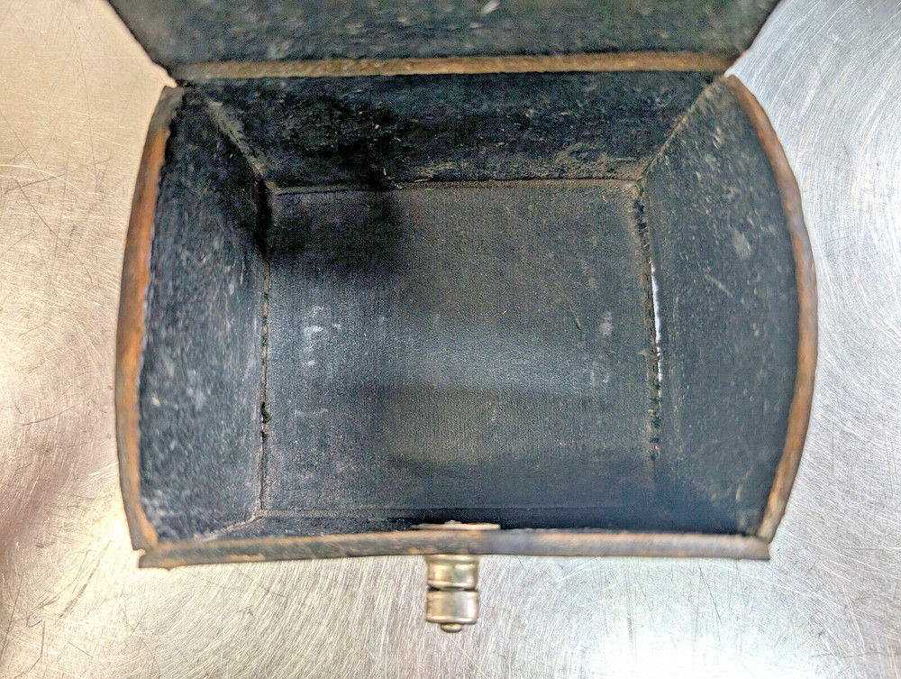 Vintage General Controls 500RI06 DC Millivolt Meter, Analog with Case