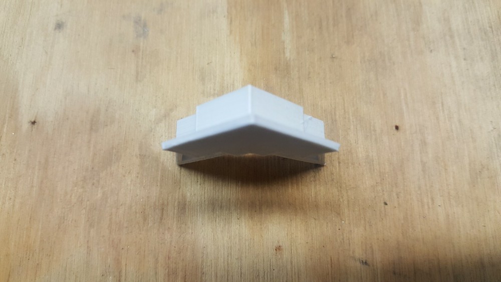 Screen Corner for Andersen Silver Line Screen Frames. *Recessed Flange*