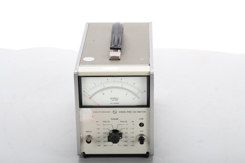 HP 3400A Analog RMS Voltmeter - No Option