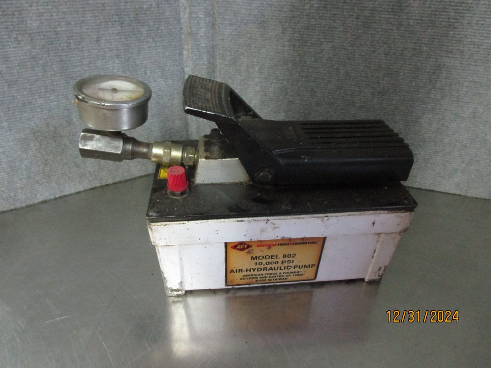 AFF Model 802 Air Hydraulic Pump