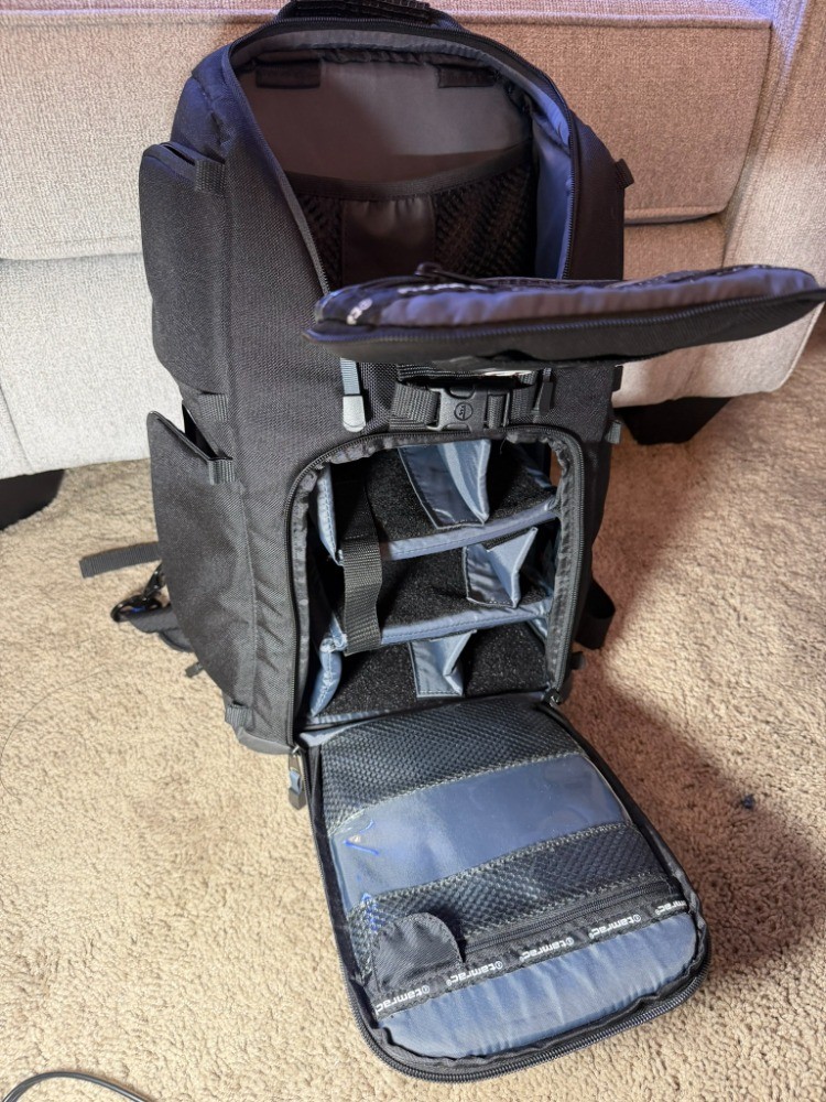 Tamrac Evolution 8 Camera Backpack Laptop Sling - NEW Open Box Black