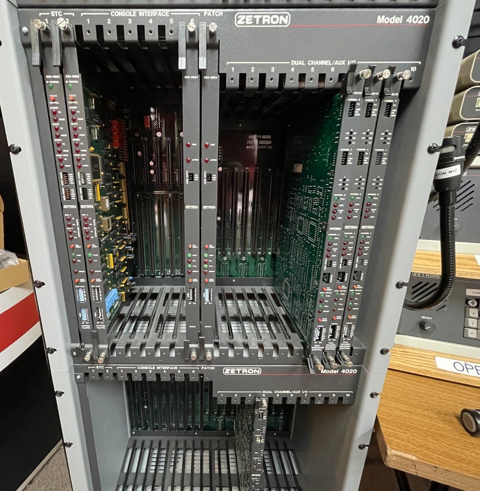 Zetron 4020 Dispatch console