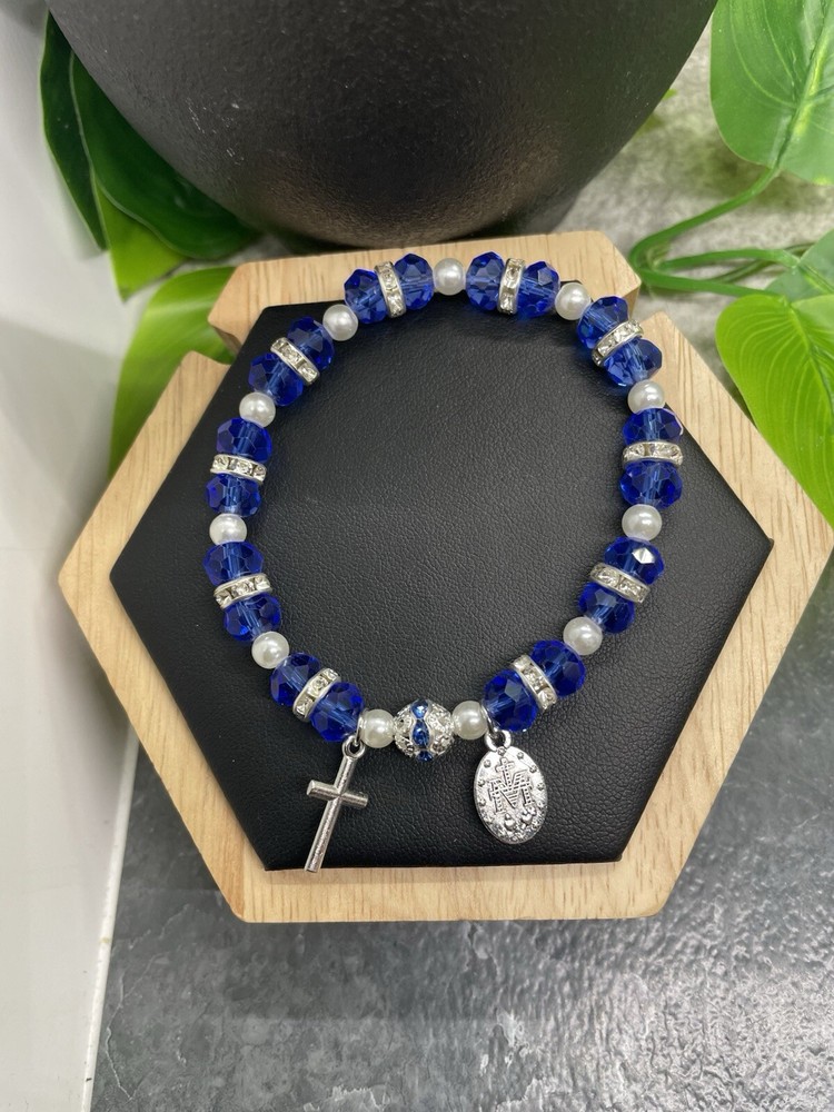 1 PC Handmade Bead Stackable 7” Plus Stretch Crucifix Charm Bracelet Set B4042