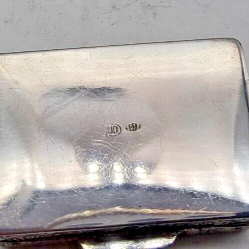 NICE CONTINENTAL .800 GRADE SILVER PILL BOX CIRCA 1930