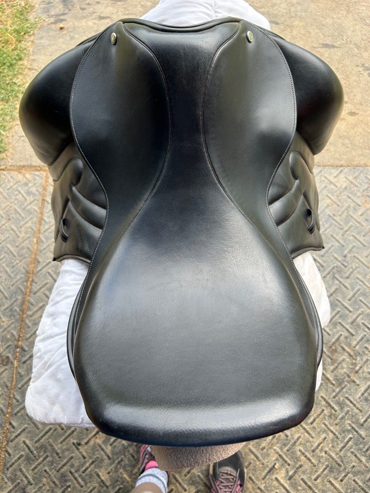 Stackhouse Monoflap Dressage Saddle -17.5 “ Medium