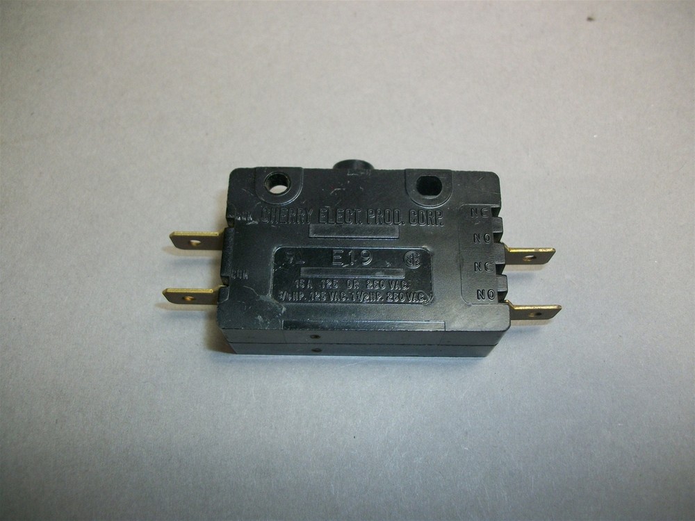Lot of 5 Micro Switch Cherry E19-01A DPDT Switch
