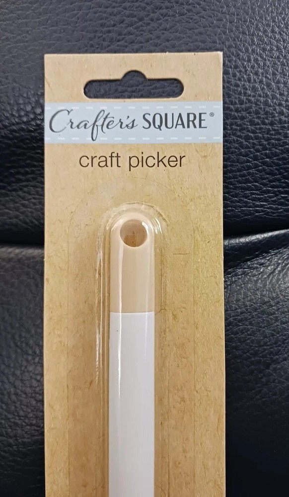 Crafter's Square - Craft Picker - Easily Remove Tiny Cuts From The Liner - 7"