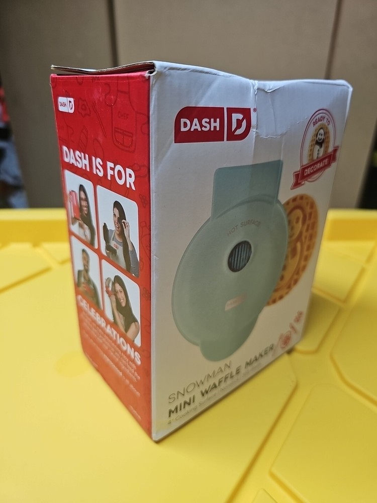 Dash Mini 4" Waffle Maker Non Stick 350 Watts Snowman
