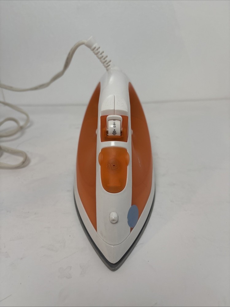 Mainstays Lightweight Handheld Steam Iron Model ES2350
