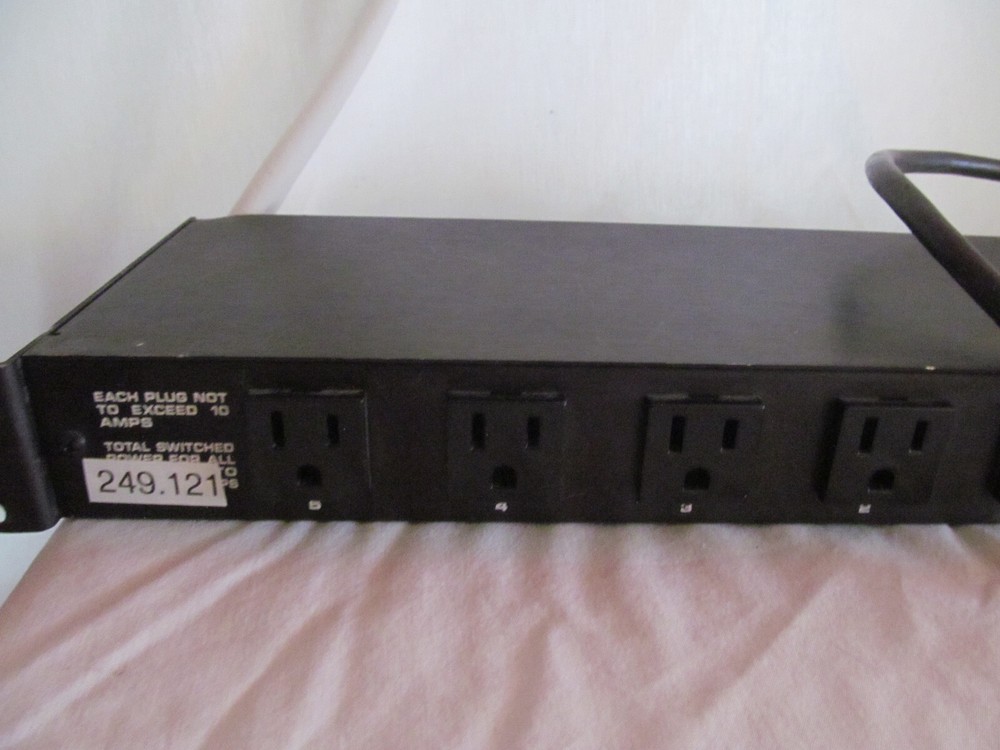 WTI Remote Power Switch RPB-115 Mountable Works