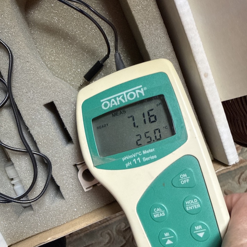 Oakton PH 11 Handheld Meter