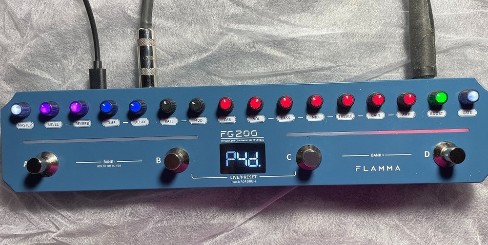 FLAMMA FG200 MULTI-EFFECTS PROCESSOR PEDAL