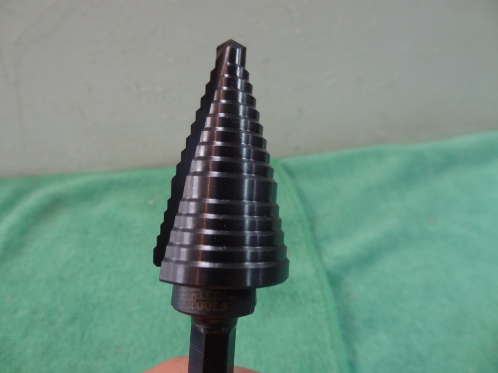 Klein Tools 'Unibit' Step Drill Bit 7/8" to 1-1/8" - KTSB11