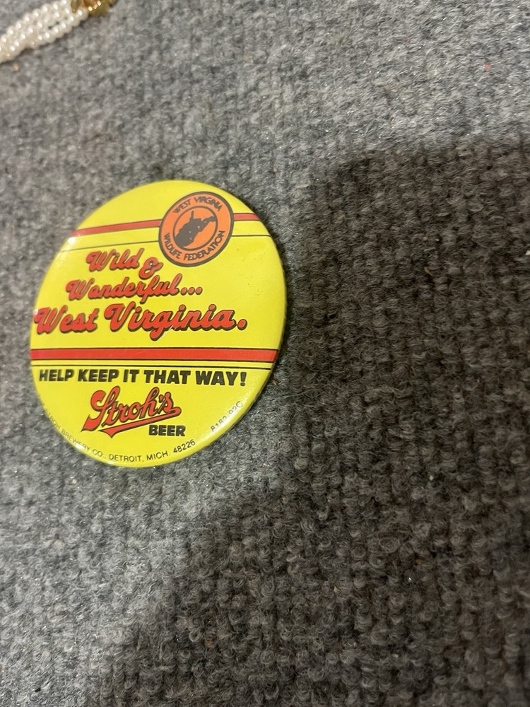 Vintage 3" Strohs Beer 3" Wildlife Button Pinback