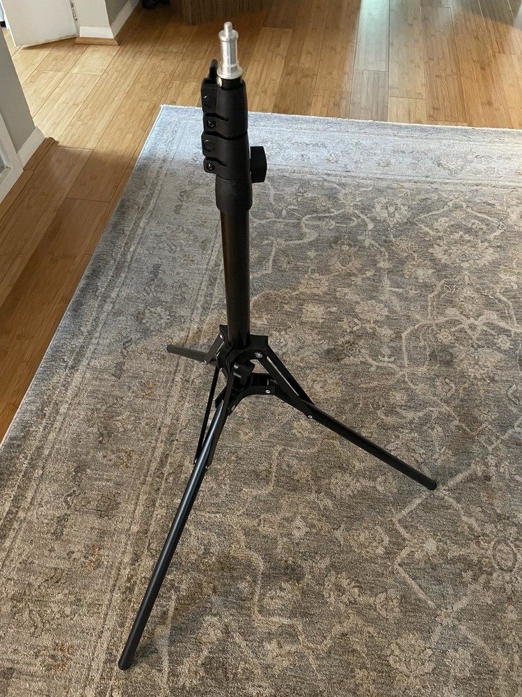 Ivisii IR 45 Floor Stand Ring Light