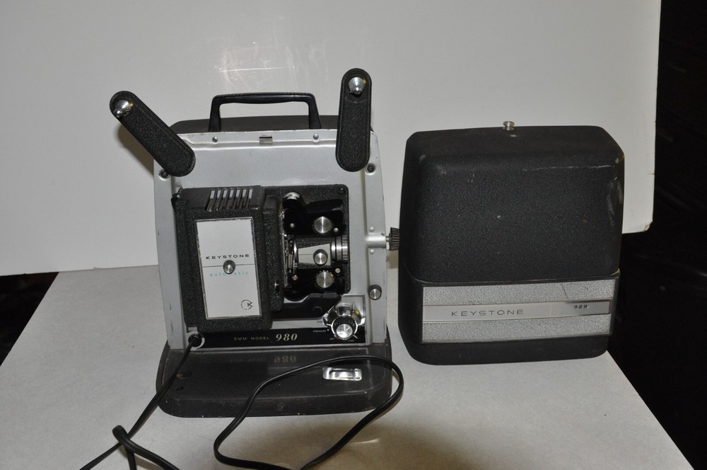Vintage Keystone 980 Automatic 8mm Model Projector Untested