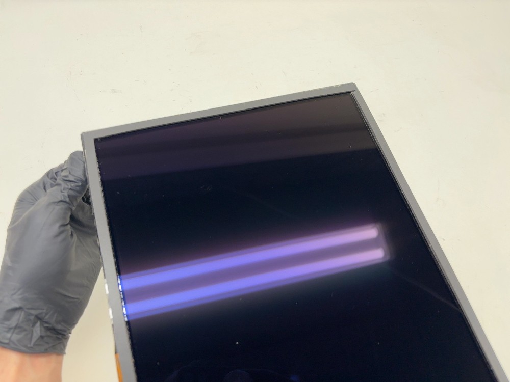 2015 Tesla Model S Center Display 1055075-00-L