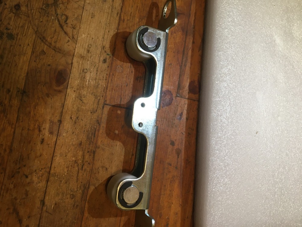 Harmar SL600 Rail Side Roller Assembly