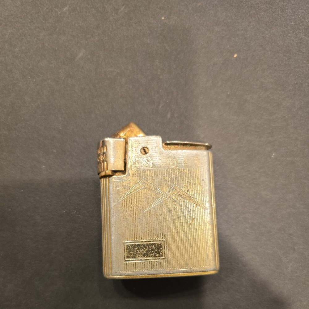 VINTAGE - Ronson Varaflame Silver Tone Lighter   Non-working  (a)