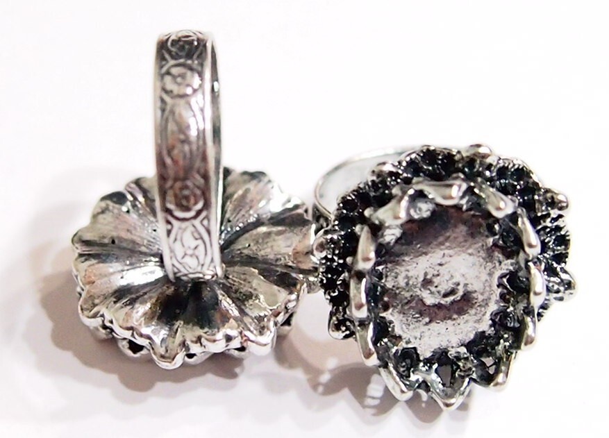 6 of 18x13mm Antique Silver Victorian Deco Tiny Skulls Adjustable Ring Settings