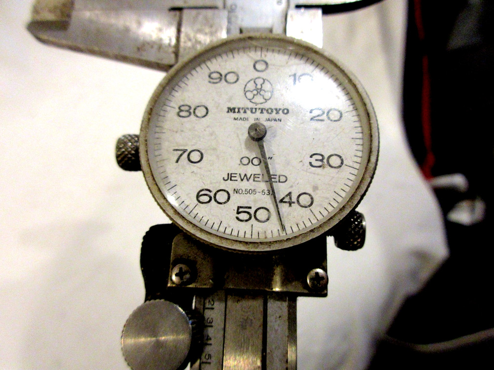 Mitutoyo 505-637 Dial Caliper 6"