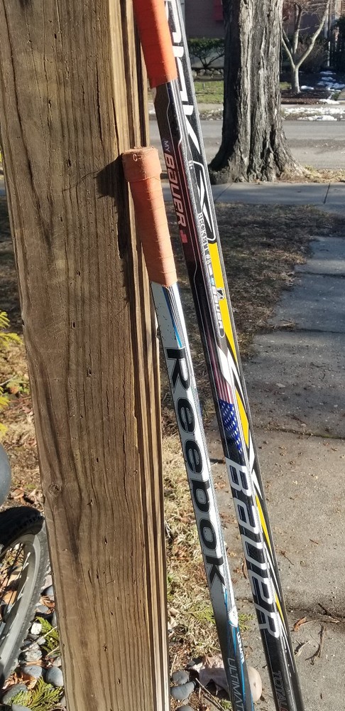 3 HOCKEY STICKS REBOK BAUER RDK