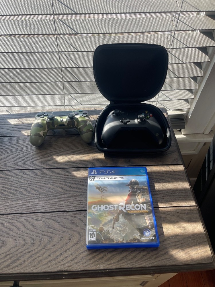 Set-Ghost Recon+Xbox controller+Play Station controller