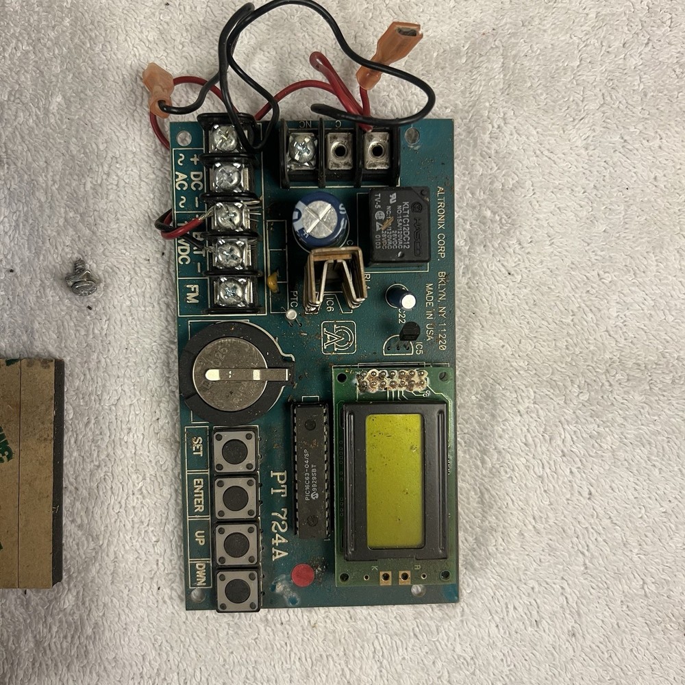 Altronix Programmable Digital Timer - PT724A