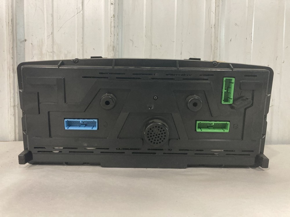 2011-2019 Volvo VNL Speedometer Instrument Cluster - Used
