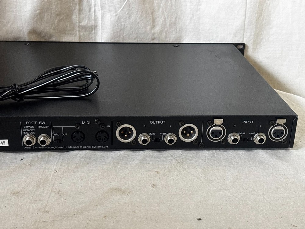 Yamaha SPX990 Professional Multi-Effect Processor New battery