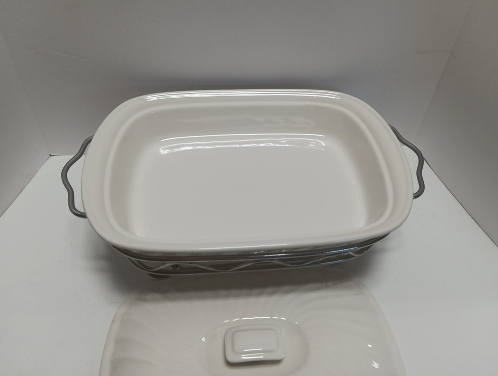 Godinger Silver Art Co. 2 Qt. Rectangular Covered Porcelain Baker W/Rack