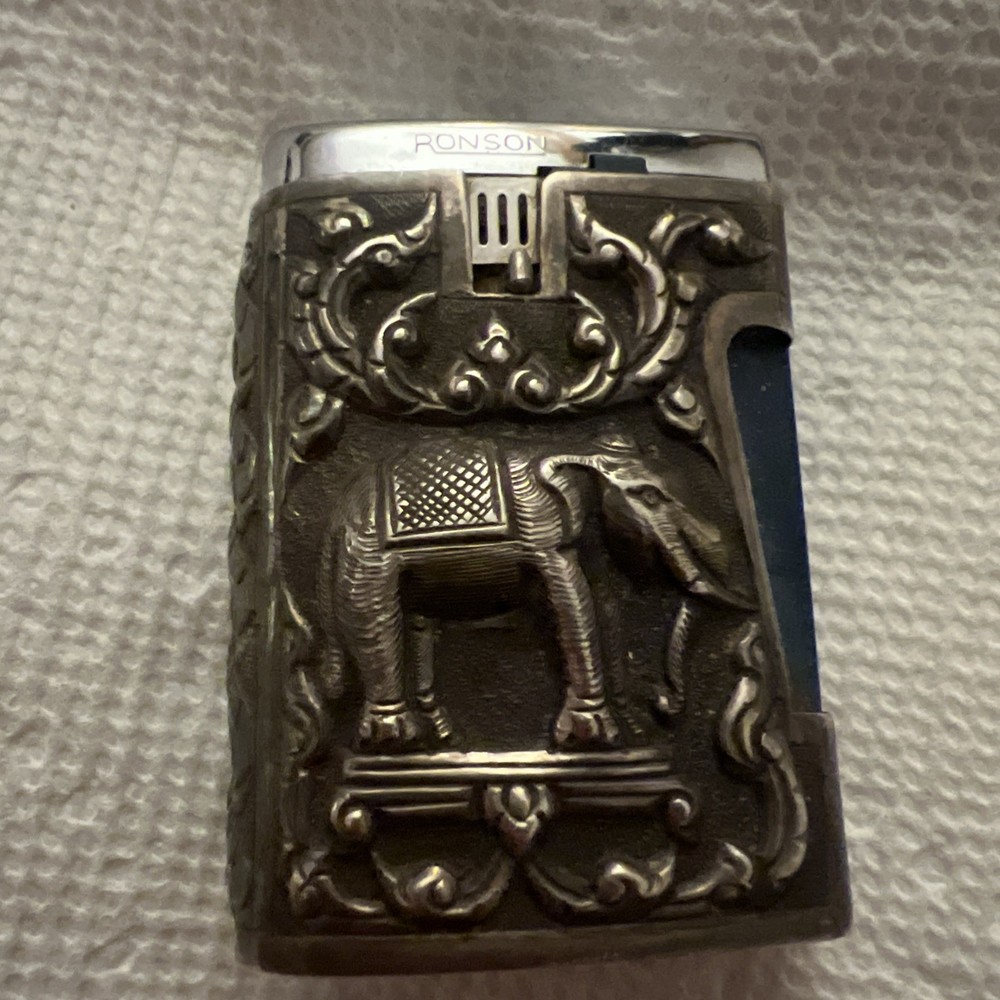 Ronson siam sterling lighter 925. Elephant