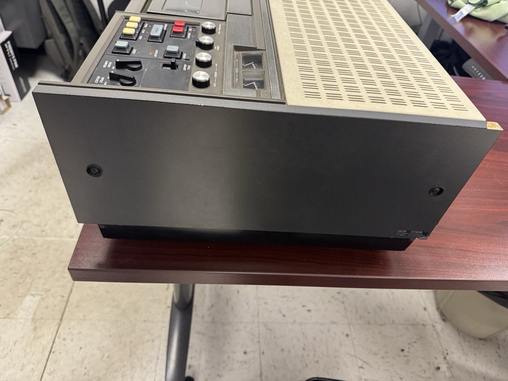 Sony Umatic VO-2610 & Video Tuner TT-300