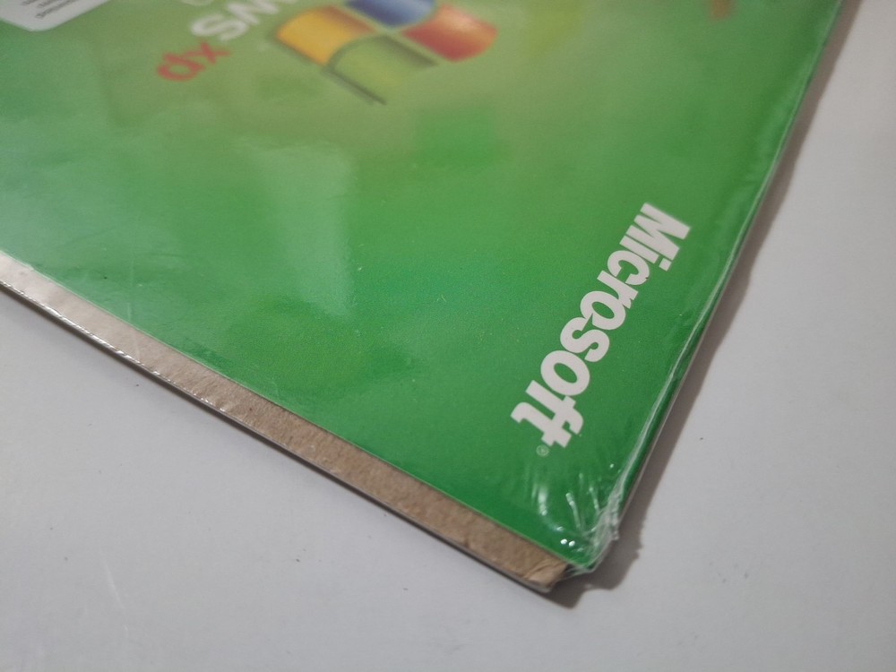 Microsoft Windows xp Home Edition - 2002 - Shrink Wrapped - NEW
