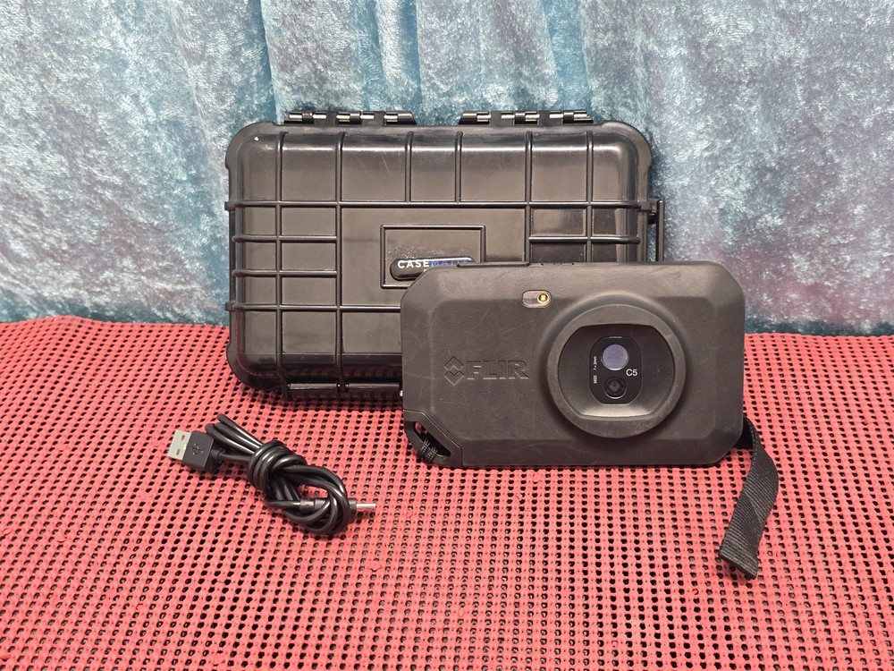 FLIR C5 COMPACT THERMAL CAMERA W/ CASE
