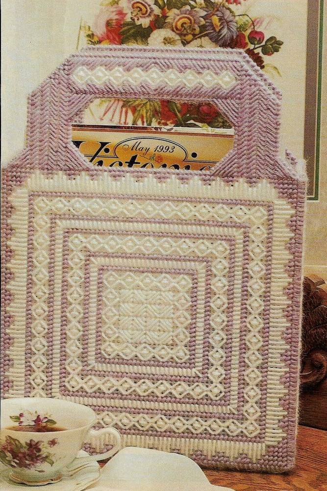 LAVENDER & LACE TOTE BAG DIGEST SIZE PLASTIC CANVAS PATTERN INSTRUCTIONS