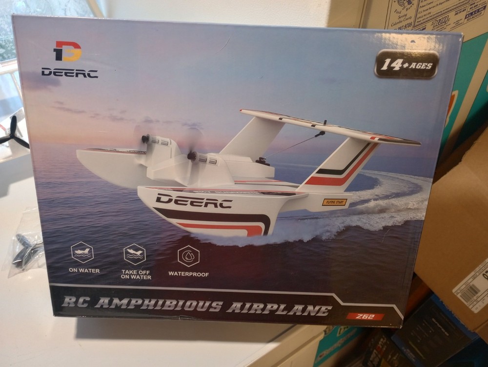 Deerc amphibious airplane Z62