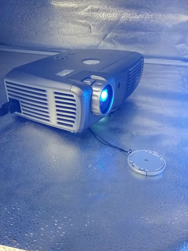 Dell 2300MP DLP Projector with Dell Case