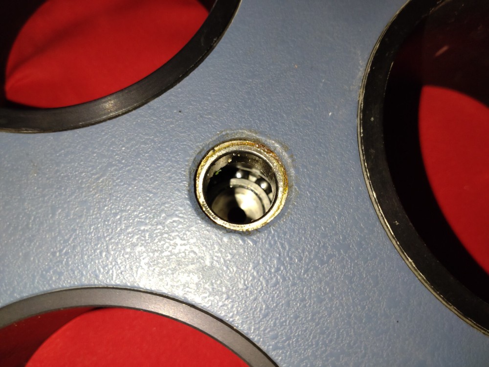 Cinema tee adapter